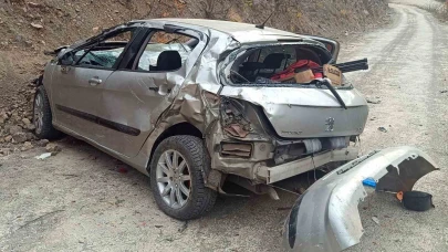 Otomobil uçuruma yuvarlandı, kazanın gerçek yüzü ortaya çıktı: 1 ağır yaralı