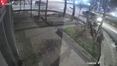 Otomobille motosikletin çarpıştığı kaza