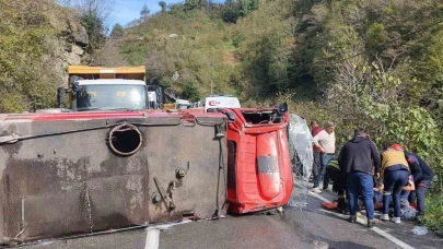 Yangına giden itfaiye aracı kaza yaptı: 2 yaralı