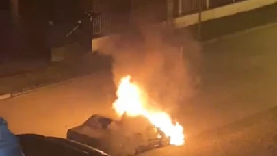 Tofaş otomobil alev alev yandı