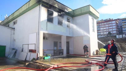 Gençlik merkezi çıkan yangında kullanılamaz hale geldi