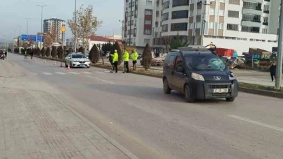 Hafif ticari aracın çarptığı yaya hayatını kaybetti