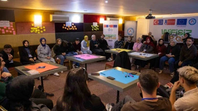 Gençlerin sosyal medya bağımlılığı araştırılıyor