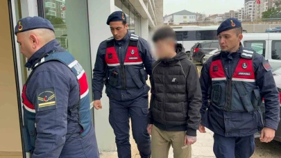 Uyuşturucu hapla yakalanan 17 yaşındaki çocuk tutuklandı