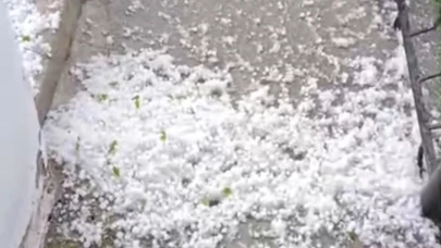Çorum’da dolu yağışı etkili oldu: Tarlalar beyaza büründü