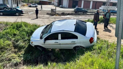 Çorum’da otomobil menfeze düştü: 1 yaralı