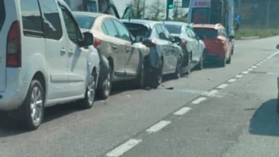 Zincirleme trafik Kazası: 2 yaralı