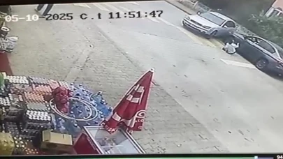 Kazada aracın altında kalmaktan son anda kurtuldu