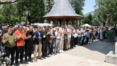 Amasya’da eski gazeteci Necati Apaydın hayatını kaybetti