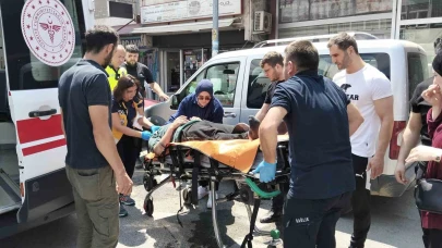 Feci kaza: Forkliftin bıçağına çarpan motosiklet sürücüsü ağır yaralandı