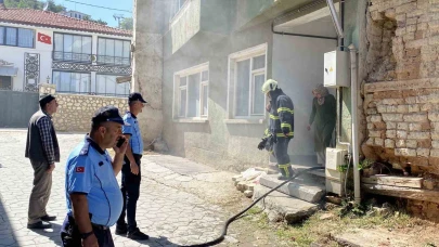 Binanın bodrum katında çıkan yangın söndürüldü