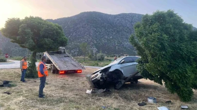 Çorum’da iki otomobil çarpıştı: 2 yaralı