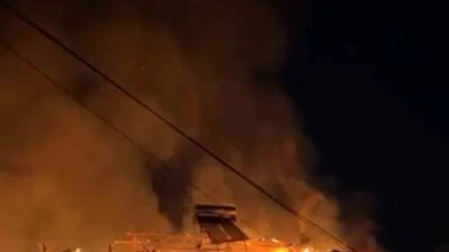 Köy evi çıkan yangında küle döndü