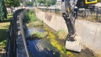 Çorum’daki derelerde temizlik çalışmaları sürüyor