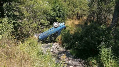 Yeni evli çift, kazada yaralandı