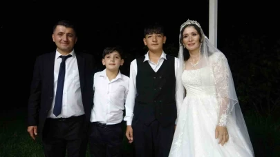 Kaçarak evlendiler, 17 yıl sonra düğünlerini yaptılar
