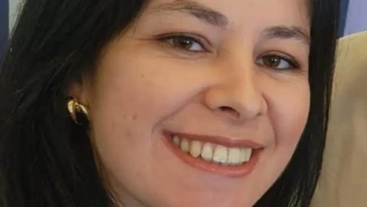 Takla atan otomobilde ağır yaralanan kadın kurtarılamadı