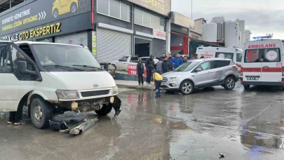 Trafik kazası: 3 yaralı