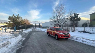 OSB’de mobilya imalat fabrikasında yangın paniği: İşçiler müdahale etti