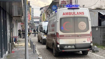 Pasaj bodrumunda erkek cesedi bulundu
