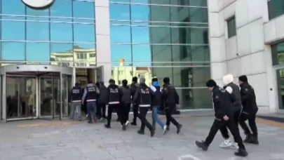 Sokakta uyuşturucu satanlara darbe: 12 tutuklama