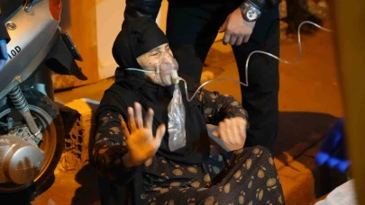 Bina yangınında can pazarı: 8 kişi dumandan etkilendi