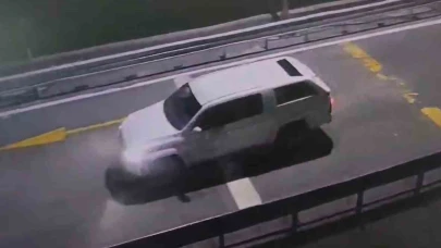 CHP’li Belediye Başkan Yardımcısı resmi aracı alkollü kullanırken jandarmaya yakalandı