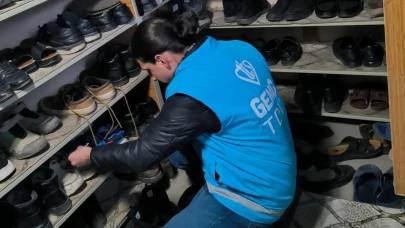 Çocuklara teravih sürprizi: Ayakkabılarda çikolata