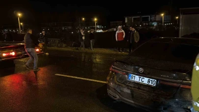 Otomobil halk otobüsü ile çarpıştı: 5 yaralı