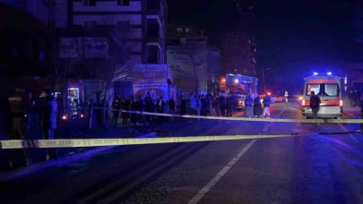 Çatı katı alev alev yandı: 1 yaralı
