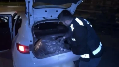Otomobilin bagajında 24 bin hap ele geçirildi
