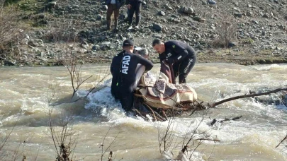 Kaybolan kadın dere yatağında ölü bulundu