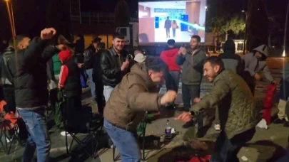 Amasyalılar Dünya Kupası sevincini oynayarak kutladı