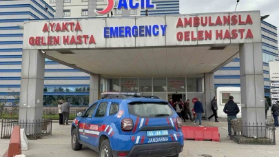 Komşuların gürültü kavgası kanlı bitti: 2 yaralı