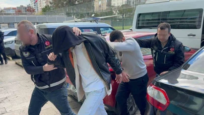 Narkotikten peş peşe operasyon: 8 gözaltı