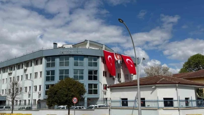 ’Dur’ ihtarına uymayan araçta firari hükümlü yakalandı