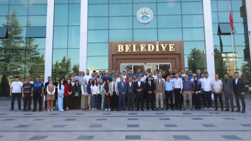Başkan Rıfat Uzun’dan Personellere Bayram Ziyareti: “Suluova İçin Gece Gündüz Emek Veren Herkese Teşekkür Ediyorum”
