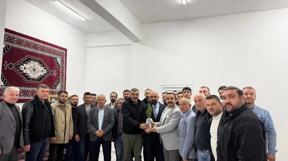 MHP’den Merzifon Gençlerine Ziyaret