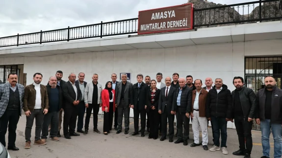 Amasya Valisi Önder Bakan Muhtarlarla Bir Araya Geldi