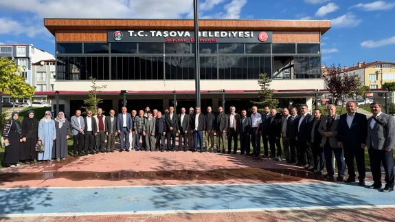 Başkan Özalp’ten Kahvaltı Programı