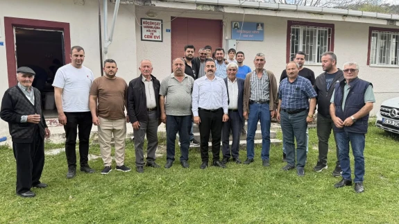 Gençlerden Muhtarlara Yeşeren Vefa