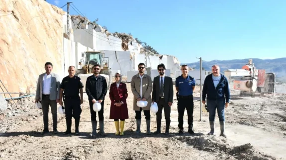 Kaymakam Güneş’ten Mermer Ocağına Ziyaret