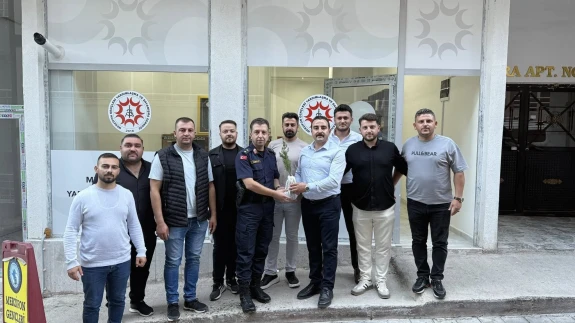 Kökü Dostlukta, Dalları Birlikte Yeşeriyor