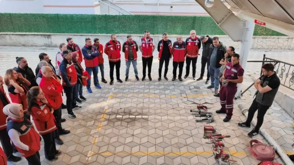 MEB AKUB Ekibine Yangınla Mücadele Eğitimi