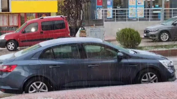 Merzifon’da Kasım Ortasında Dolu Yağışı