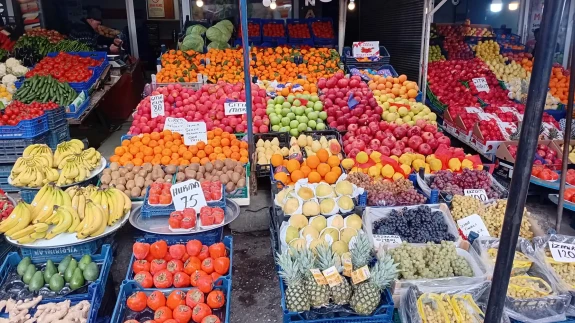 Merzifon Halk Pazarında Yağmurlu Gün, Fiyatlarda Dikkat Çeken Değişim
