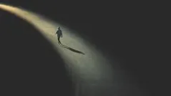 RÜYADA KARANLIKTA KAYBOLMA NE ANLAMA GELİR?