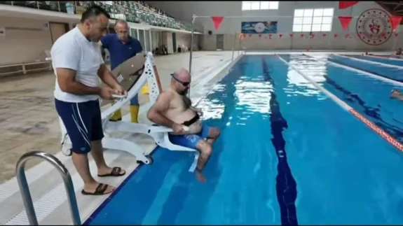 Amasya’da Havuzda Engel Kalmadı