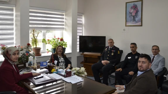 Gümüşhacıköy Protokolünden Görev Başındaki Personele Ziyaret