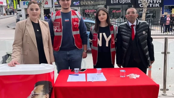 Amasya’da Ekrem İmamoğlu’na Destek İçin İmzalar Yağmur Gibi!